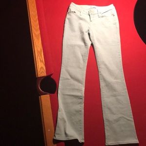 LIGHT BLUE BOOTCUT JEANS